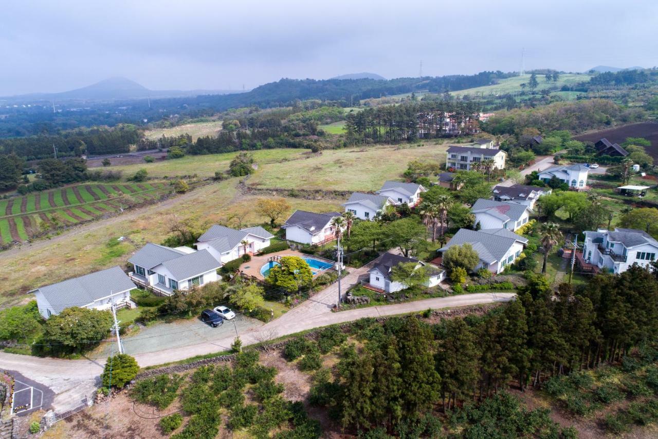 Joyville Resort Jeju Exterior foto